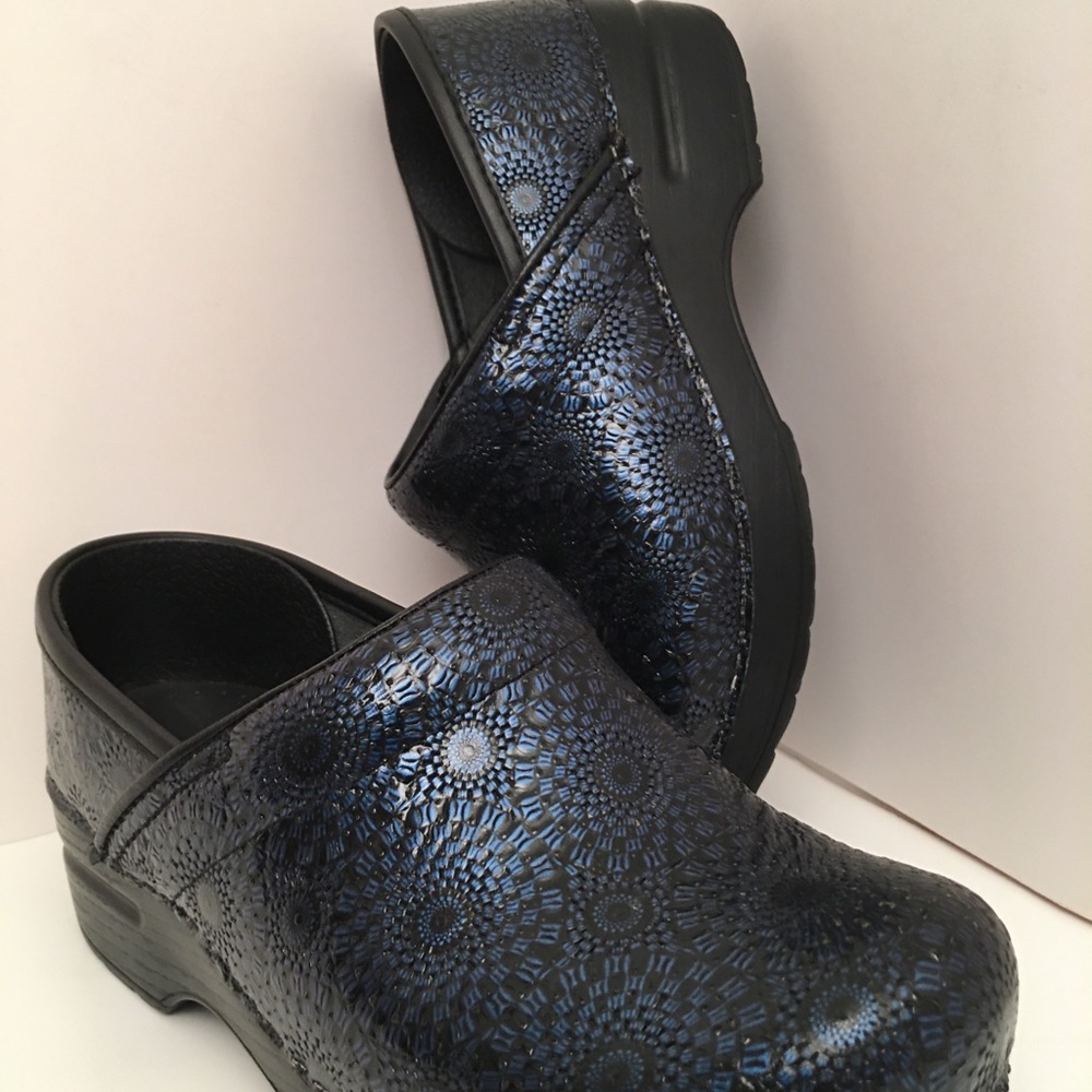 Dansko Clogs - Picture 6 of 8